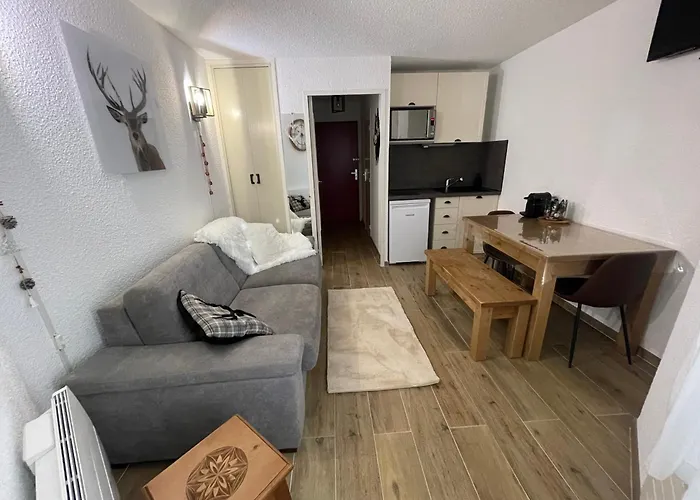 4 Pers Pra Loup 1500 Uvernet-Fours